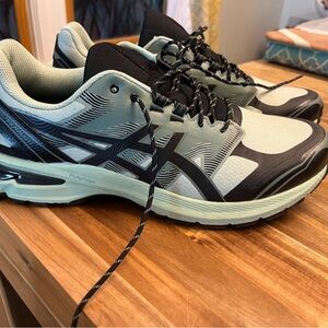 Asics Gel Terrain Trail Running Shoes BRAND NEW Size 11